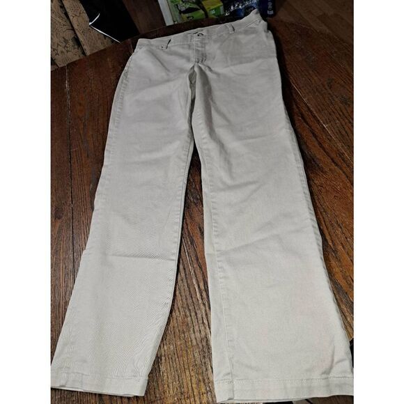 Size 14M Riders by Lee Easy Care Tan Khaki Pants with Pockets and Belt Loops - Picture 1 of 4
